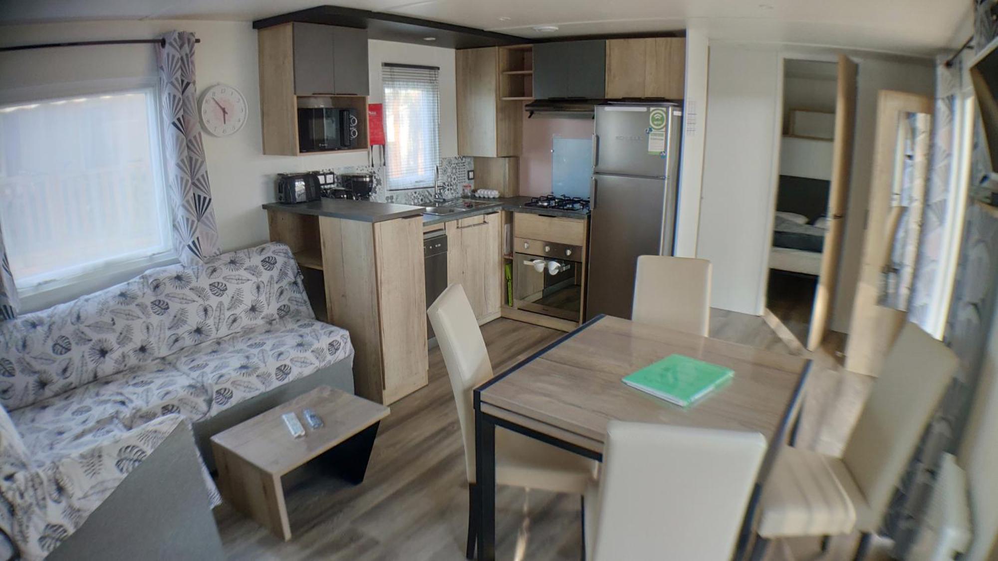 Mobil Home Tout Confort - Cote Landaise Сен-Жулиен-ан-Борн Екстериор снимка
