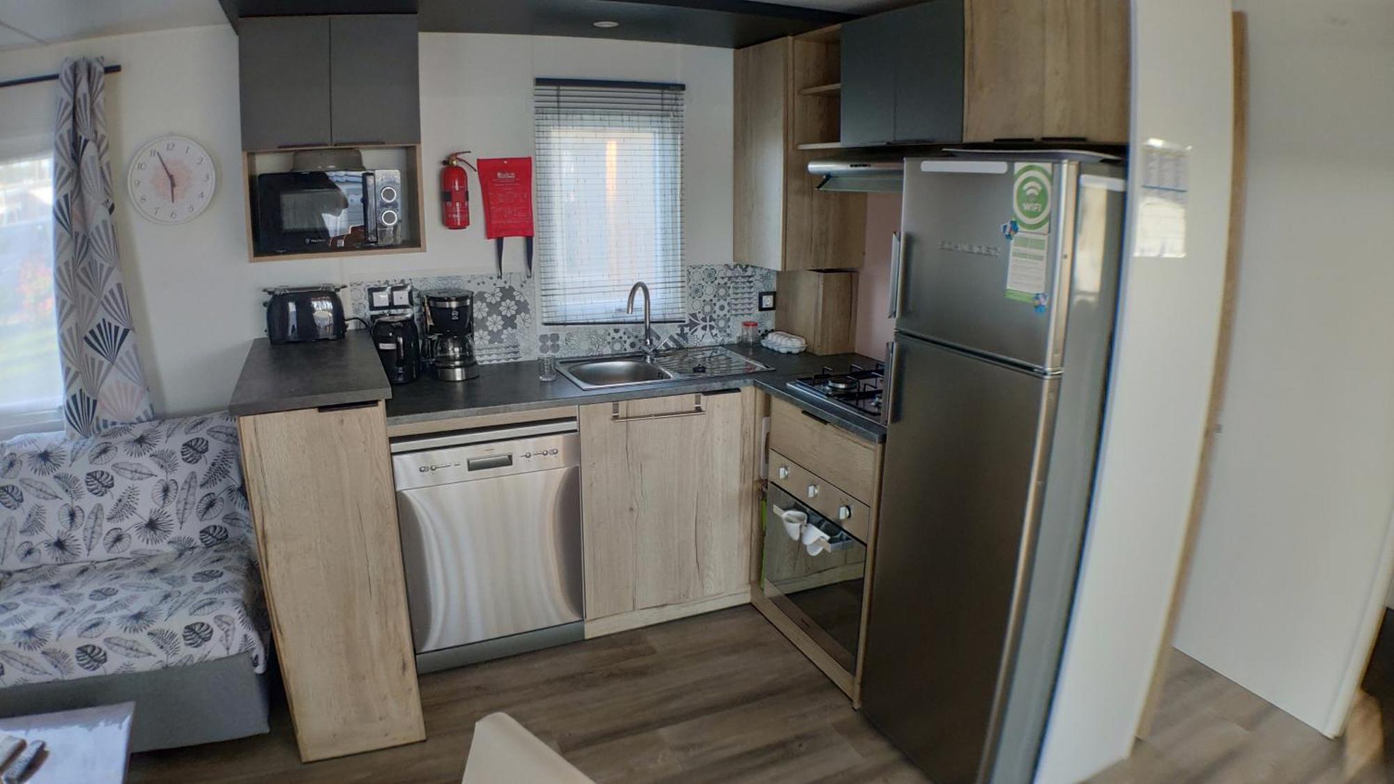 Mobil Home Tout Confort - Cote Landaise Сен-Жулиен-ан-Борн Екстериор снимка